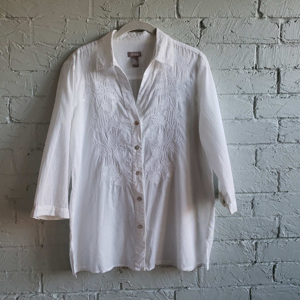 Chico's 3/4 sleeve white top w white embroidery 1